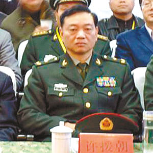 开国上将许世友幼子许援朝任江苏省军区司令员(图)