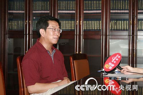 新疆问题专家：“7·5”事件不会影响民族团结大局