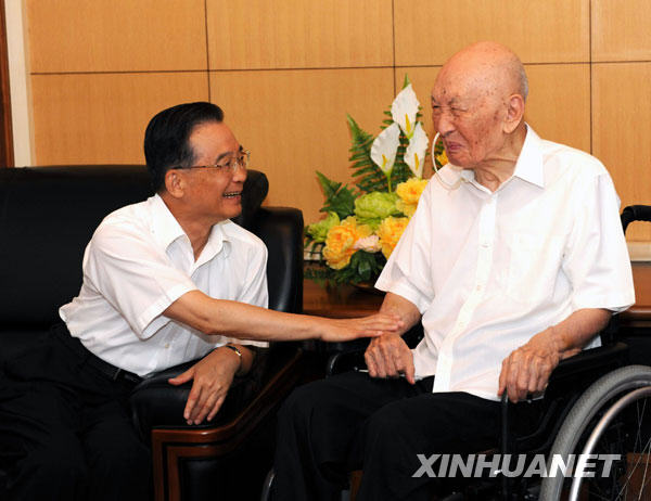 拳拳之心 殷殷深情[组图]