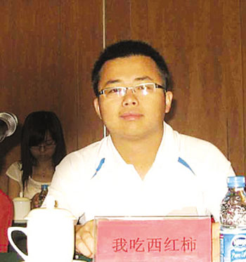 大学生年年挂科 退学专职写小说年入百万