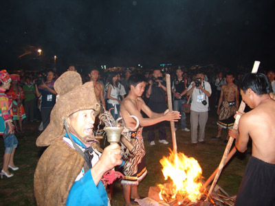 8月14日到云南楚雄彝人古镇感受中国楚雄彝族