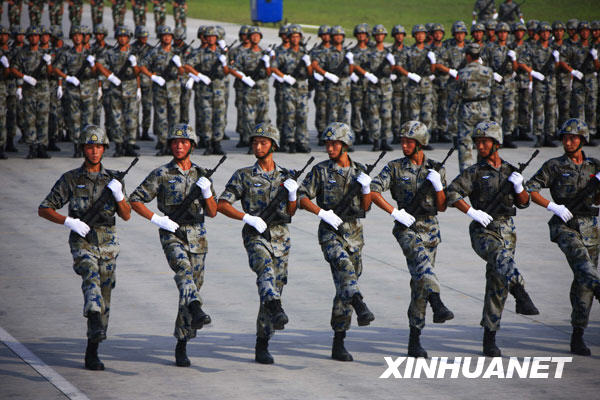 走近国庆受阅部队[组图]