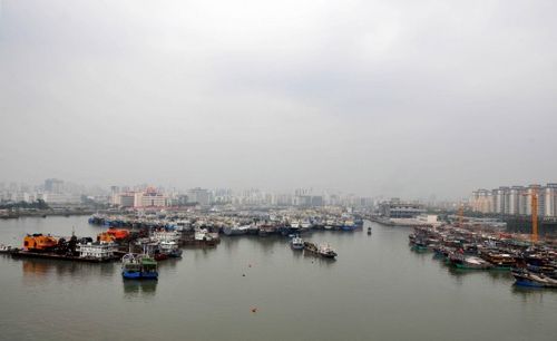 热带风暴彩虹11日2时20分登陆海南文昌(图)