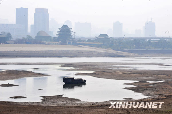 湘江枯水 300万居民饮水受威胁