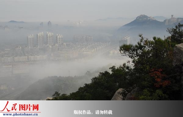 浙江温岭雾中的“海市蜃楼”