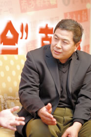 解放军总政治部大校：神七可能亮相国庆阅兵