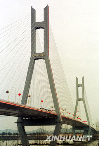 武汉:一座桥和一座桥城