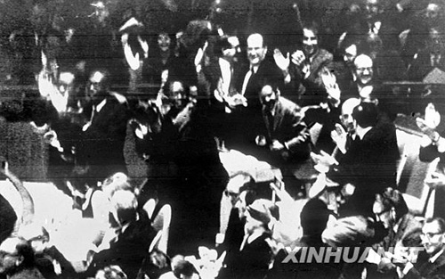 1971年：五星红旗在联合国升起
