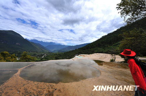 香格里拉：茶马古道上的古集镇 游人心中的世外桃源