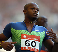 Athletics-Powell equals men's 100 metres world record