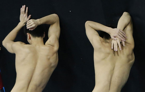 Chinese athletes train in London