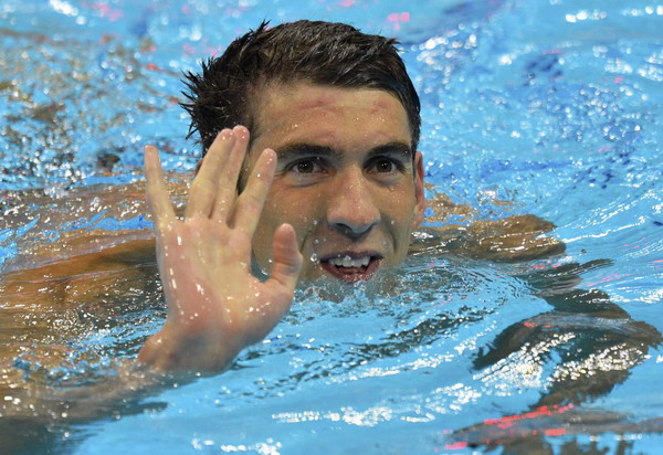 Phelps eyes record after US reach relay final