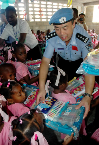 Chinese peacekeepers fight for peace in Haiti