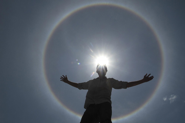Solar halo observed in Brasilia