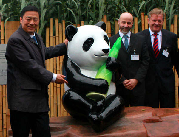 Chinese group donates statue of Ming the Giant Panda to ZSL London Zoo