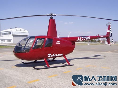 能见度低 巴西一架罗宾逊R44直升机坠毁2人死亡