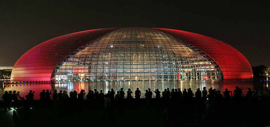 Beijing's landmarks light up for Belt and Road