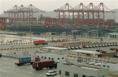 Trade surplus rises despite effort