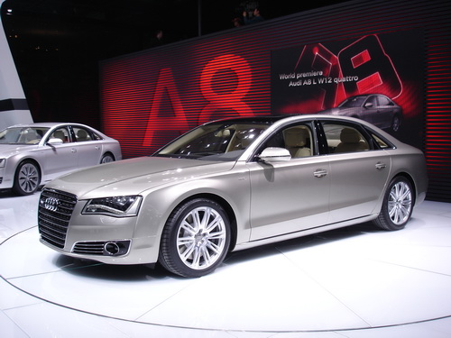 Audi A8L Hybrid