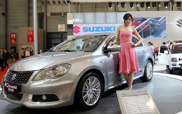 Suzuki girl at the Shanghai Auto Show