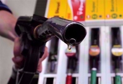 Oil below $50 on fears of prolonged slowdown