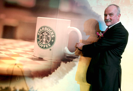Starbucks pushes China sales with local brew