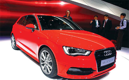 Audi: Advanced tech for top market