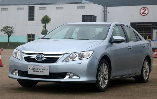 Toyota Camry hybrid comes to China