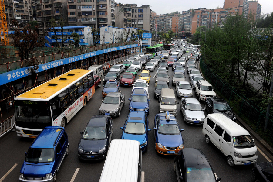 Top 10 congested Chinese cities in 2016