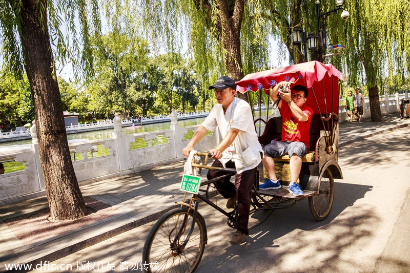 Graduates wanted for bicycle rickshaws