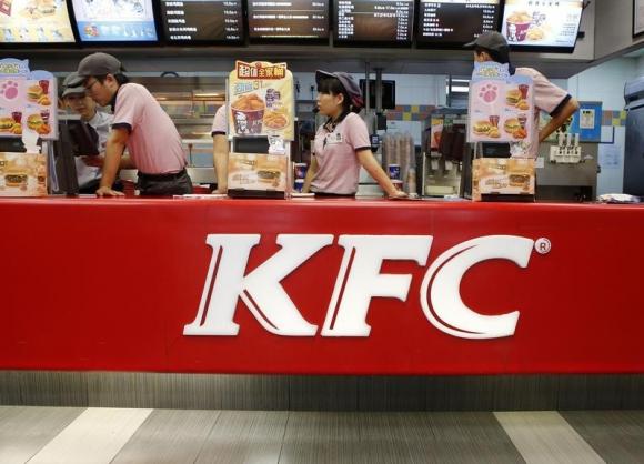 Yum's China restaurant sales jump as KFC bounces back