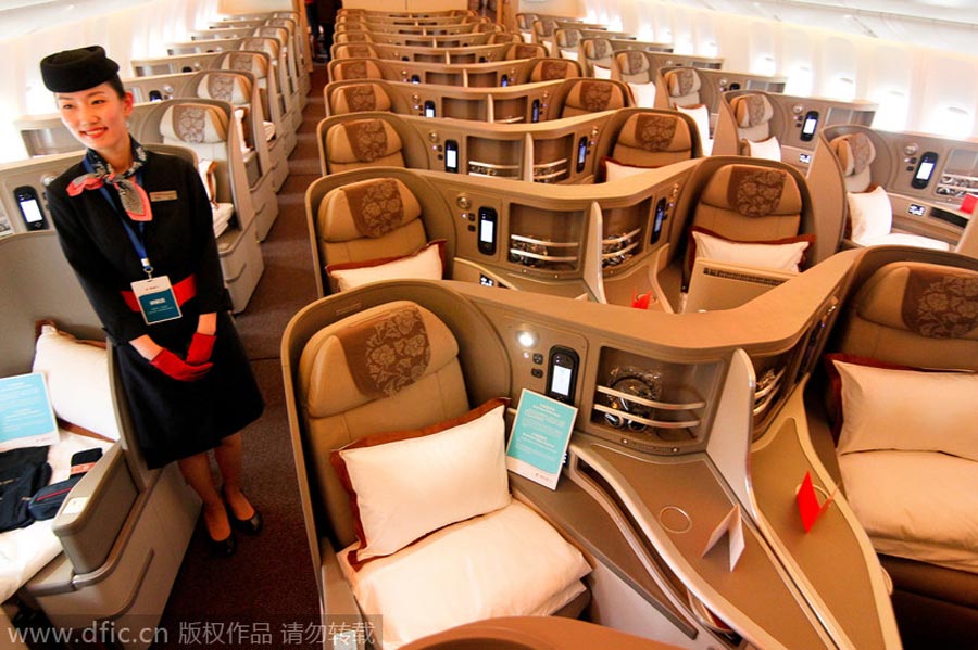 Luxurious new Boeing 777 delivered to China Eastern