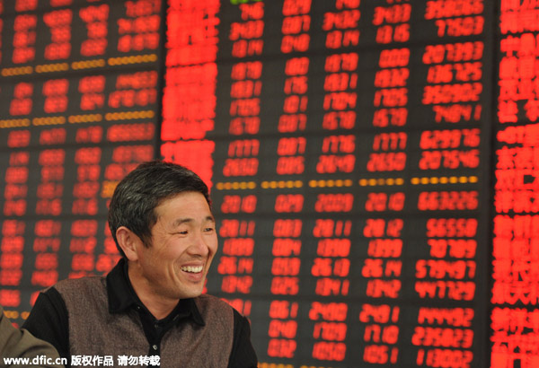 Shanghai index surges 3% after rate cut