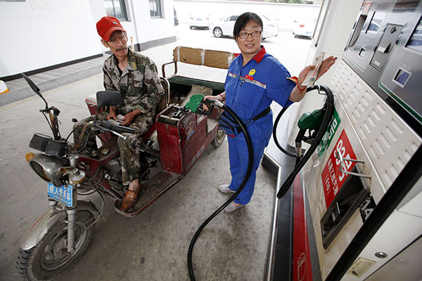Retail fuel prices to be cut again