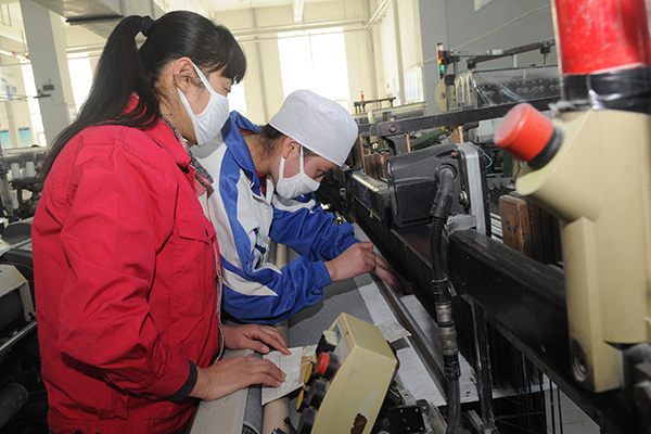 School bells ring at China's vocational parks