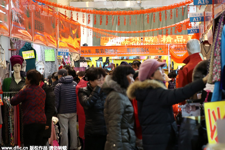 Spring Festival goods sales soar in Beijing