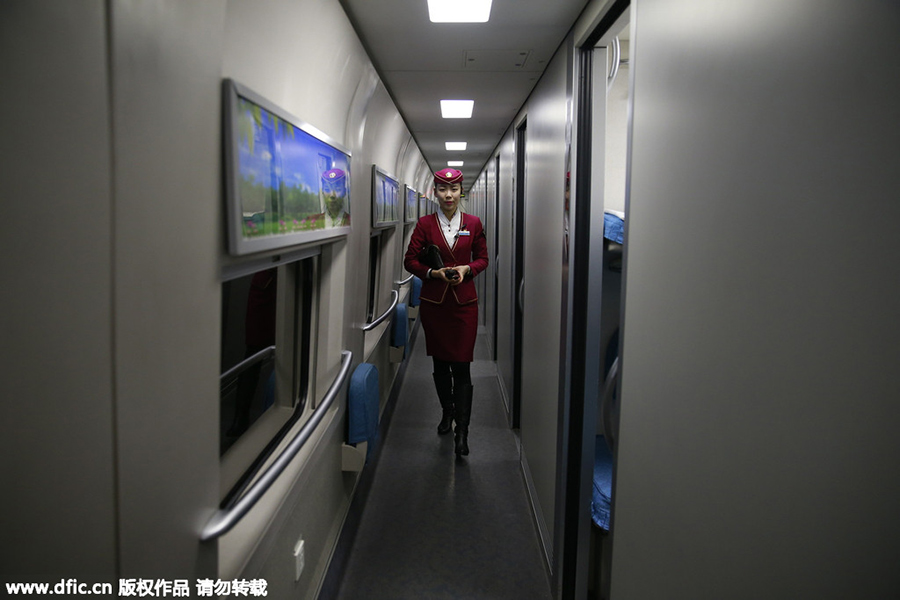 Railway attendant spends her fifth Spring Festival on train