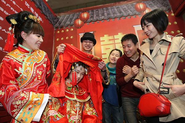 Chinese wedding gowns are in fashion again