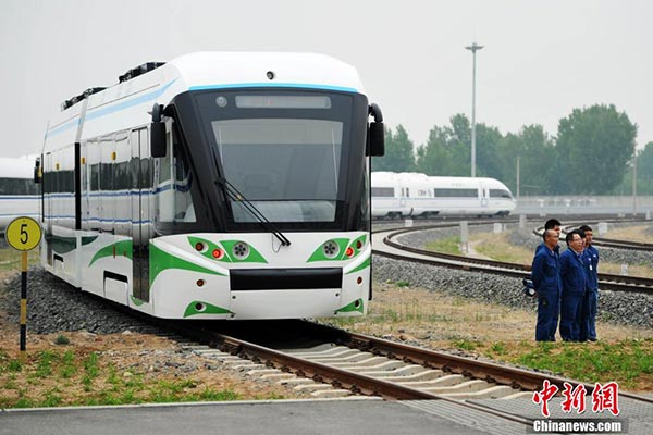 New hydrogen-powered tram off assembly line