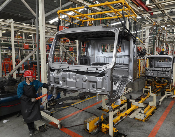 Truck manufacturers face overcapacity