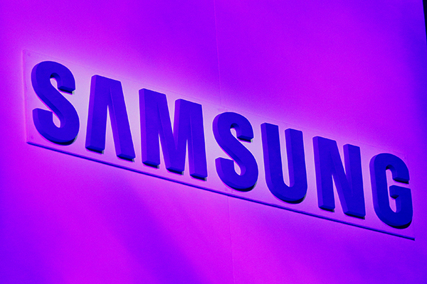 Samsung agrees to sell printing business to HP