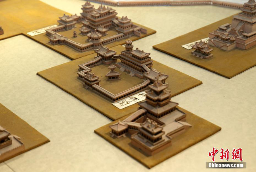 Brick miniature of ancient palace on display in Xi'an