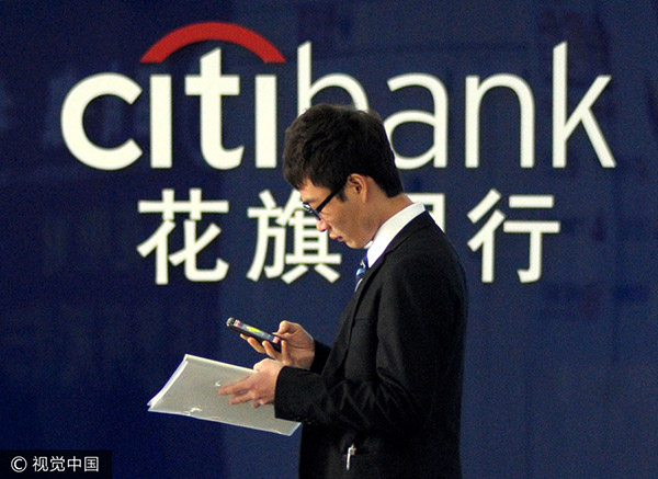 Major overseas banks look to expand in China