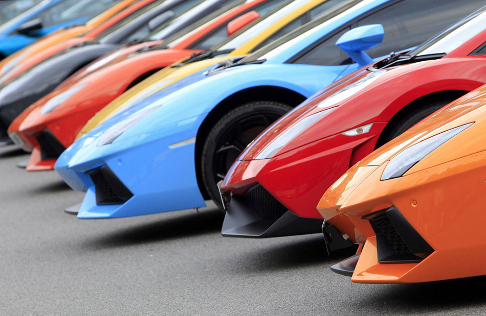 Lamborghinis line-up tour Italy for 50th anniversary