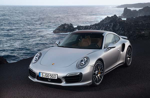 Porsche 911 Turbo S Asian premiere fascinates Auto Guangzhou