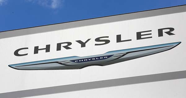 Chrysler sets price guidance on $2b refinancing loan