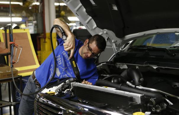 Chrysler Group sees 11% rise in '14 revenue to $80b