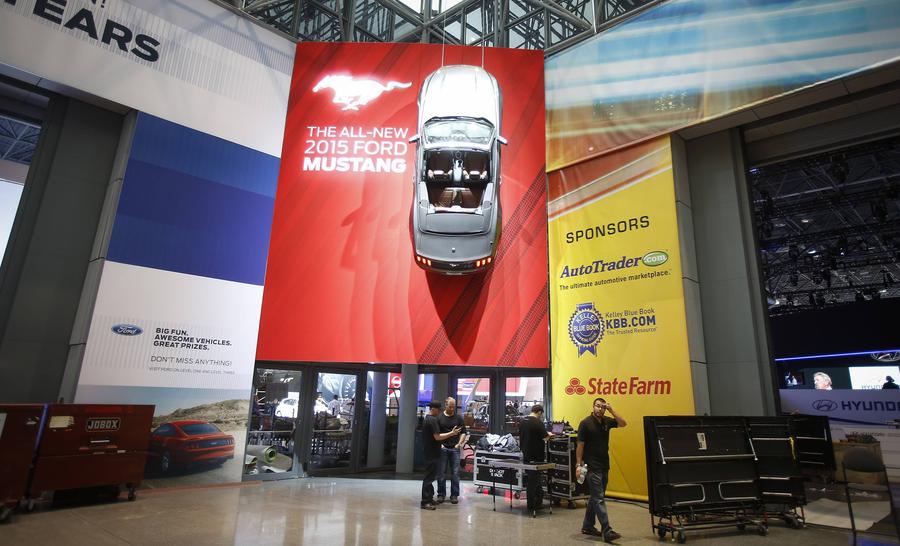 New York Auto Show set to hit the road