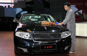 PLA buys more domestic brand vehicles