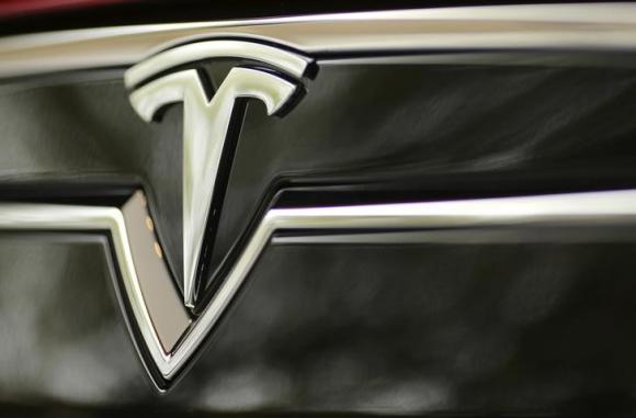 Tesla names small car to be launched in 2017 'Model 3'